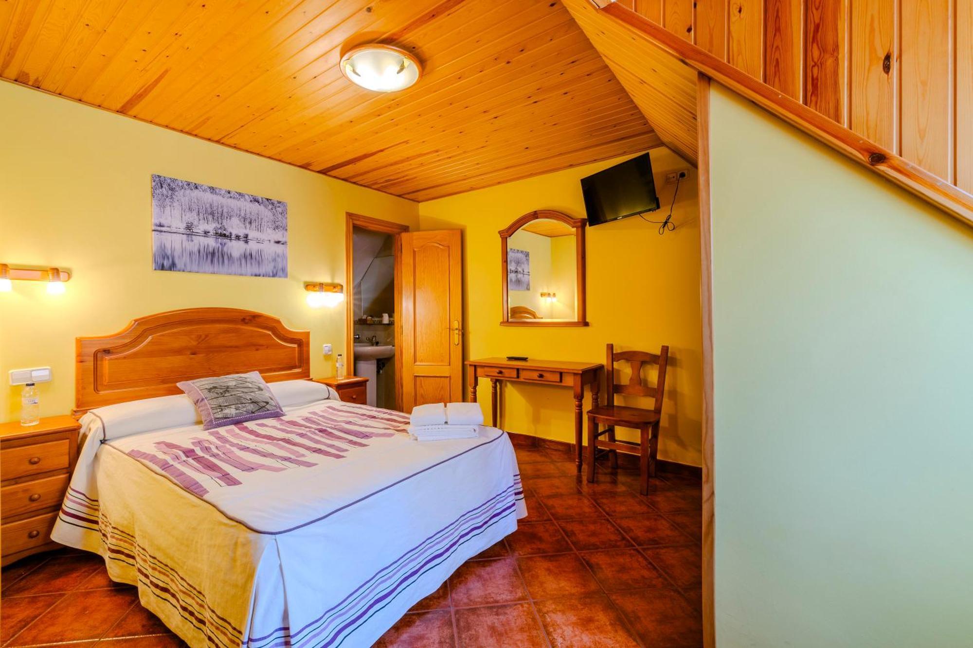 Hostal Panart Bielsa Buitenkant foto